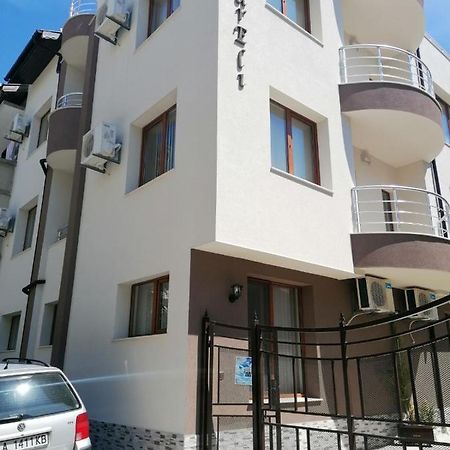 Villa Mareli 사레보 외부 사진