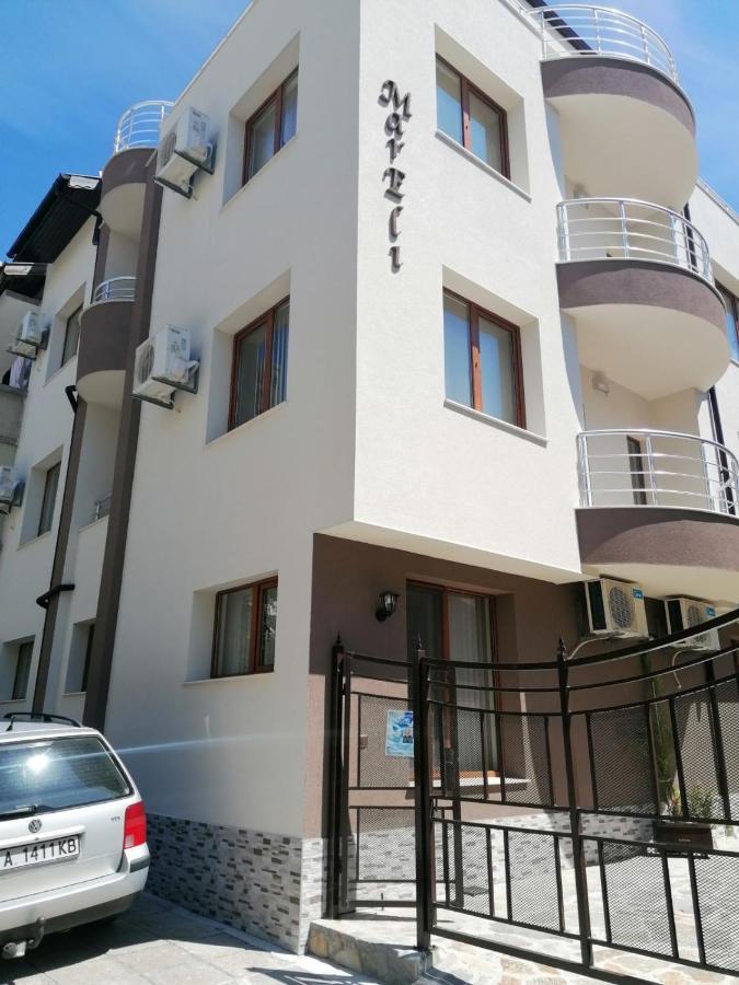 Villa Mareli 사레보 외부 사진